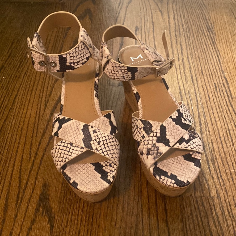 Marc Fisher wedges